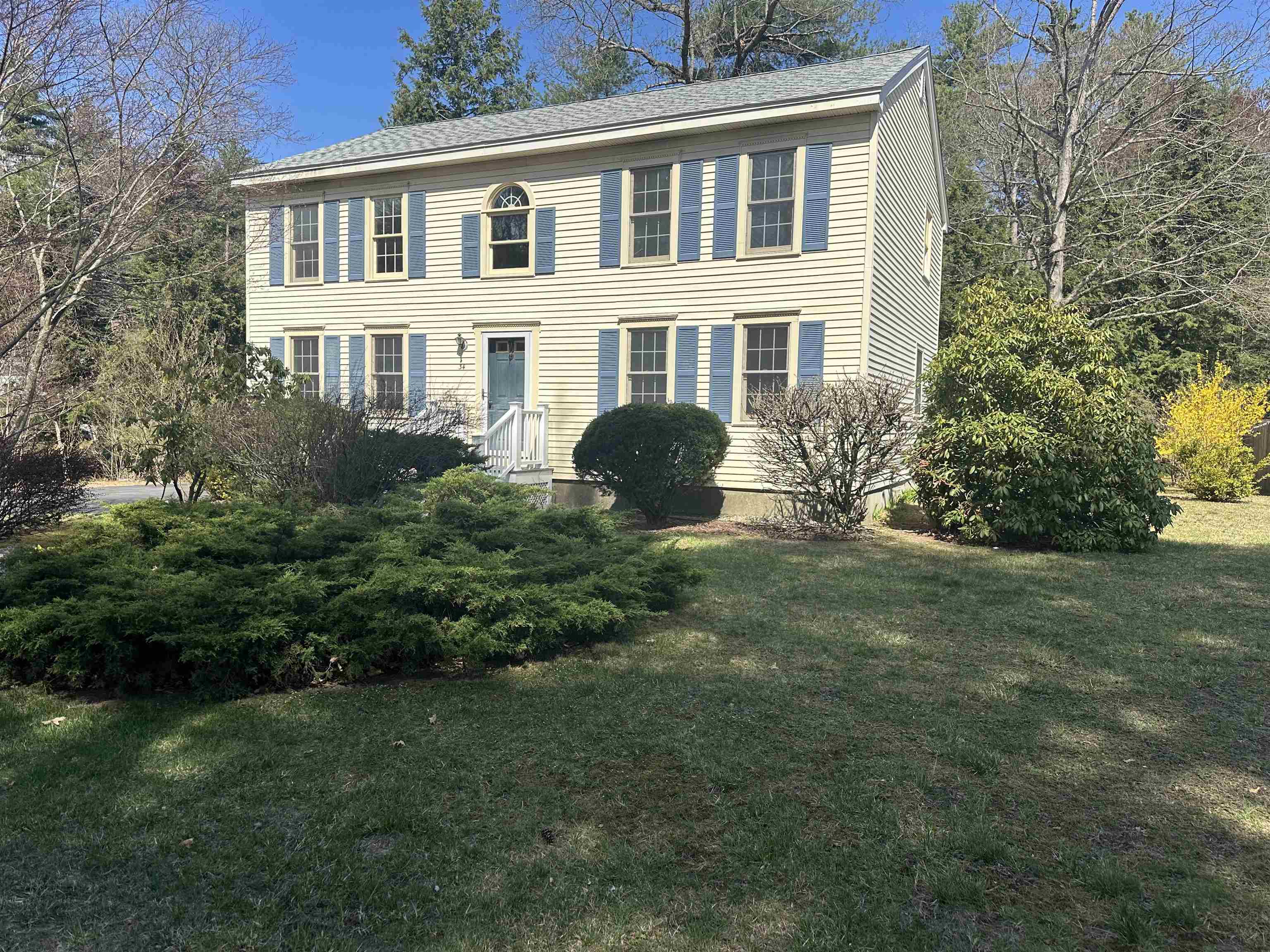 34 Robert Hall Road  Manchester NH 03103 photo