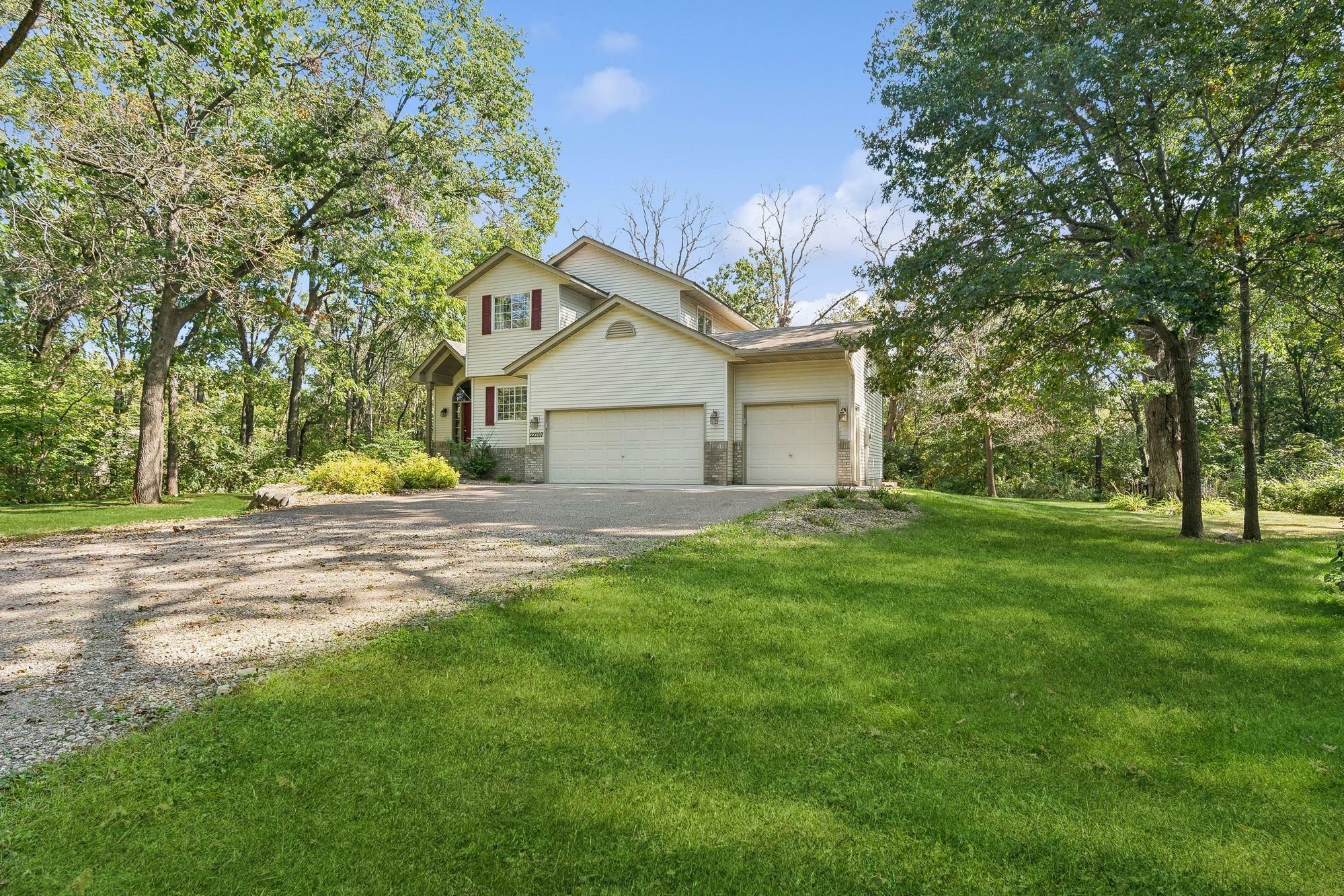 Property Photo:  22207 Yancy Street NE  MN 55011 