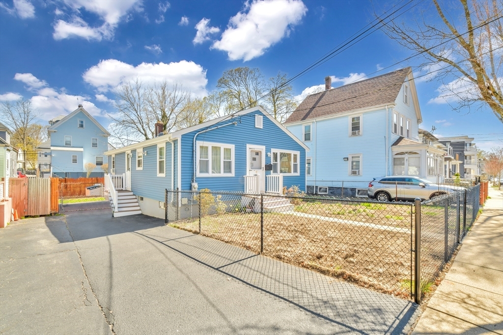 23 Caton St  Boston MA 02136 photo