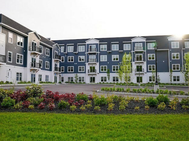 485 Blue Hills Parkway 16  Milton MA 02186 photo