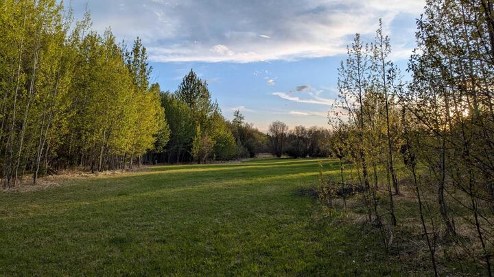 Property Photo:  70420 Range Road 245 Road 4  AB T0H 0Y0 
