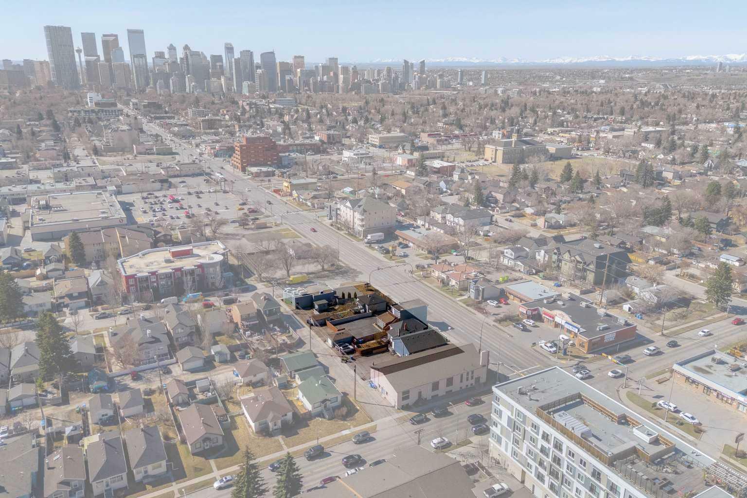 Property Photo: 2004-2018 Centre Street NE AB T2E 2T1