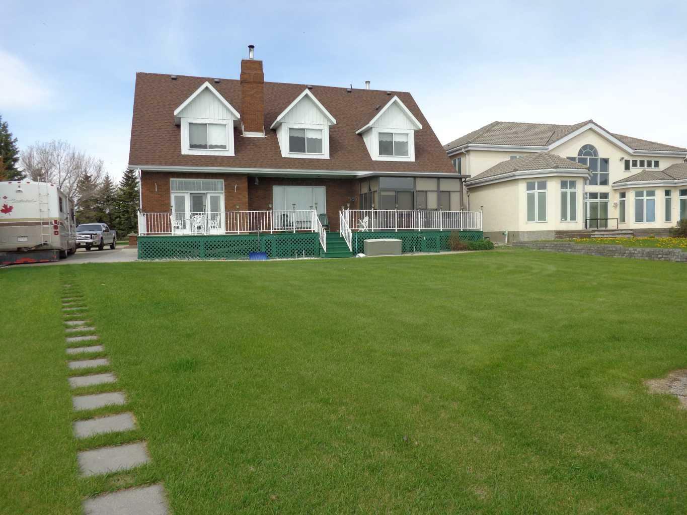 Property Photo: 3 Rustic Road AB T4S 1S5
