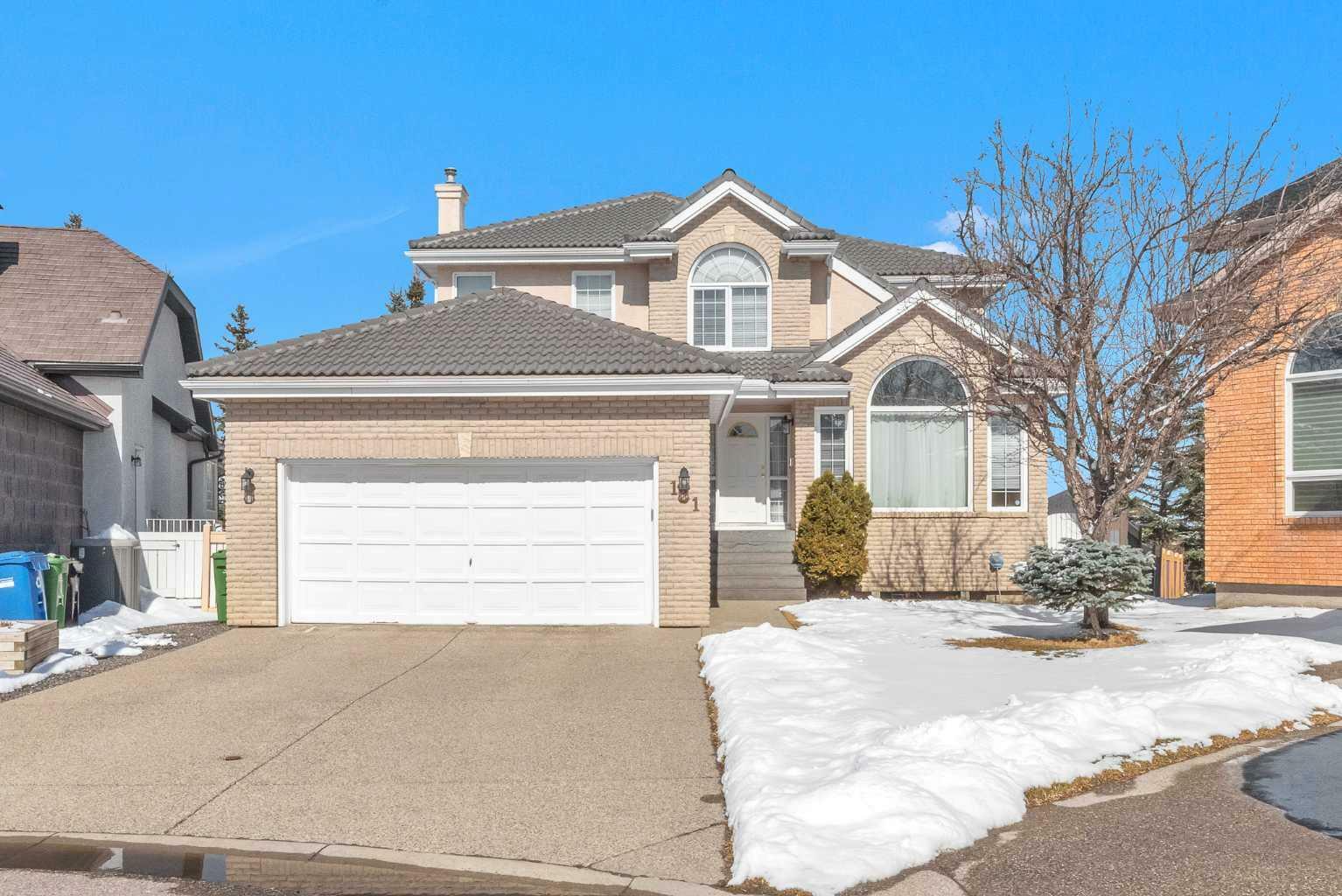 Photo de la propriété: 121 Patterson Mount SW AB T3H 3A8