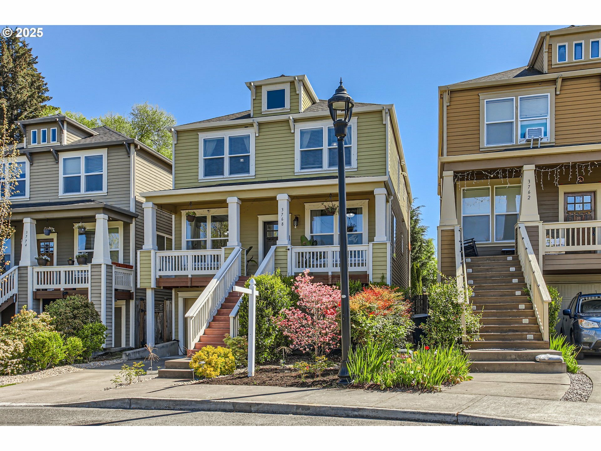 Property Photo:  3768 NW Unrath Pl  OR 97229 