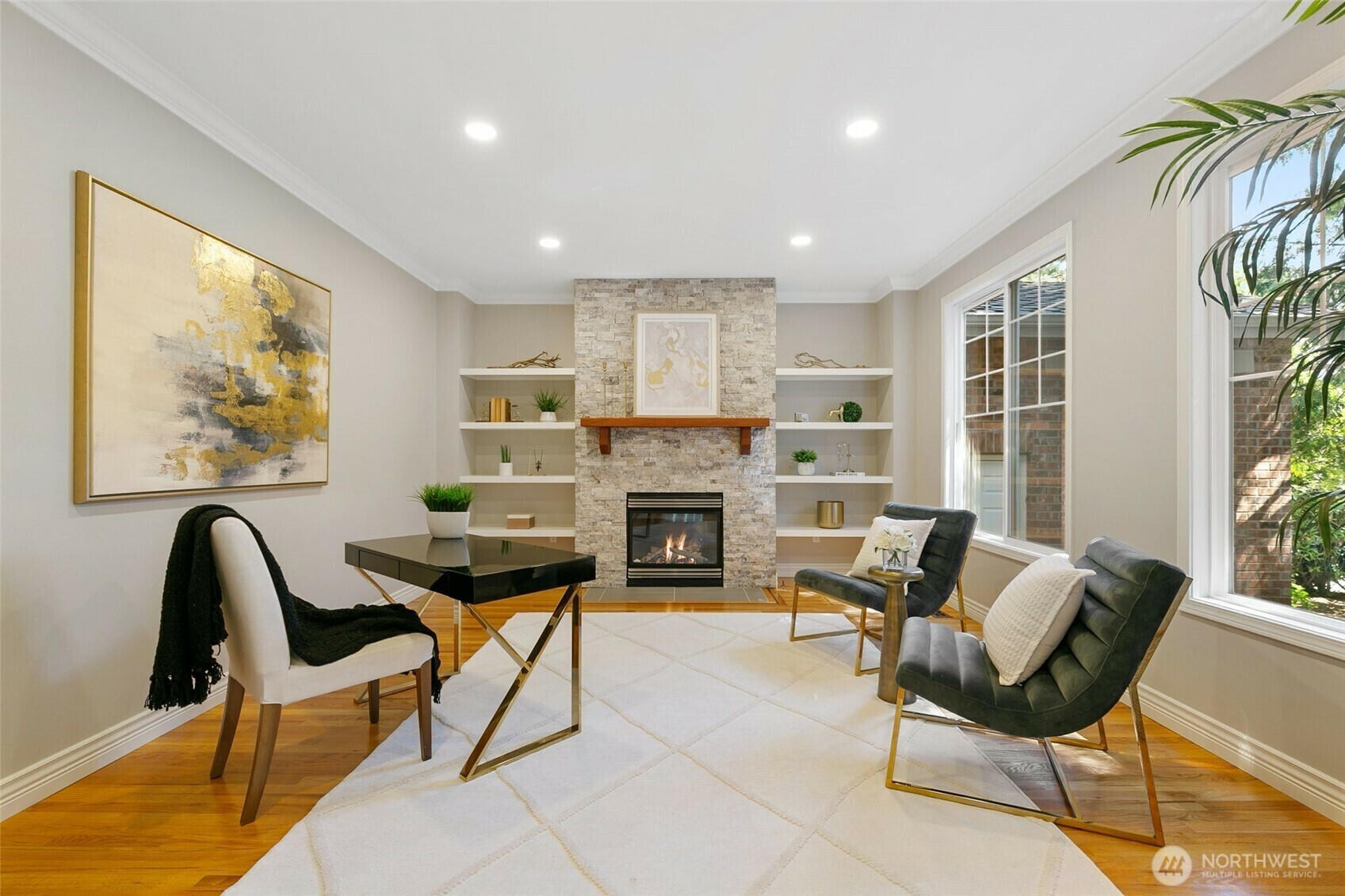 Property Photo: 6721 Azalea Way SE WA 98065