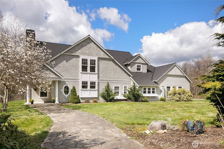 14829  304th Avenue NE  Duvall WA 98019 photo