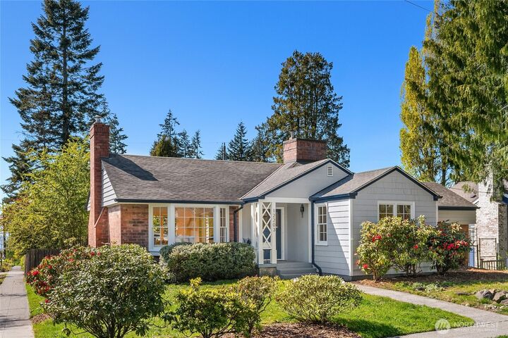 12203  2nd Avenue NW  Seattle WA 98177 photo