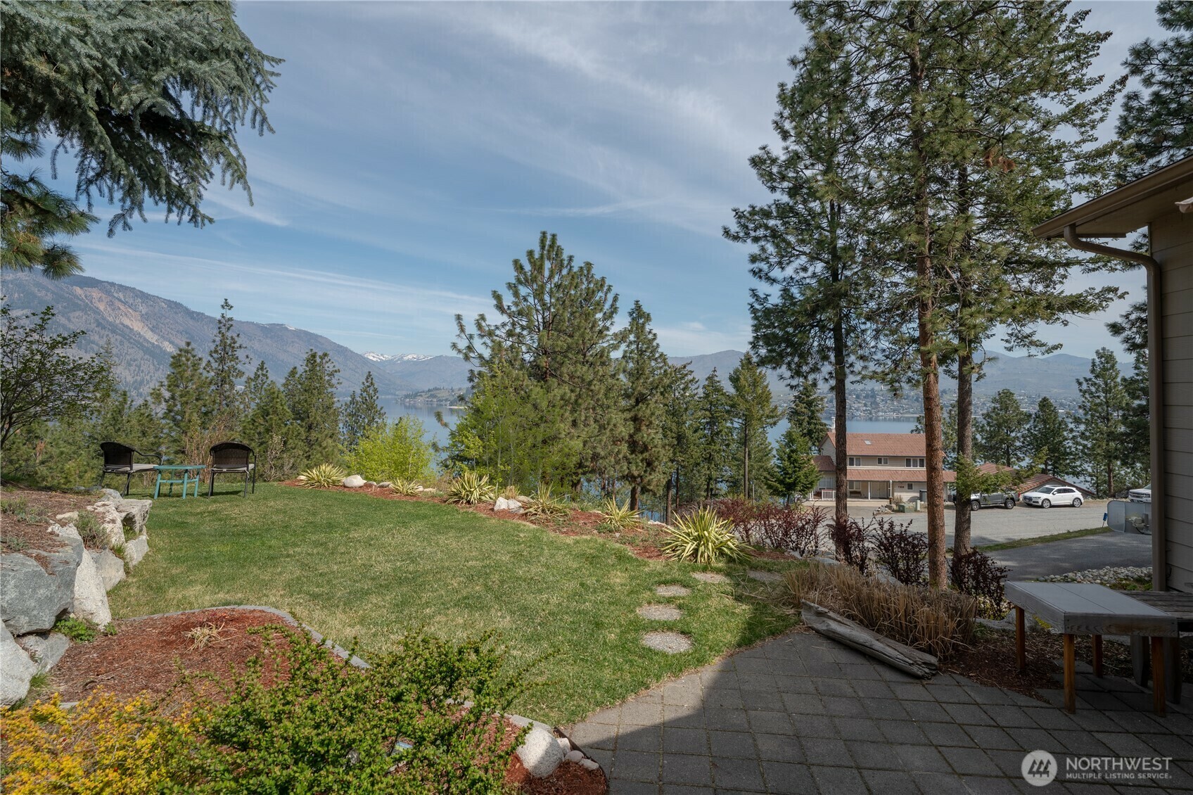 Property Photo: 7379 Ridgeview Drive WA 98816