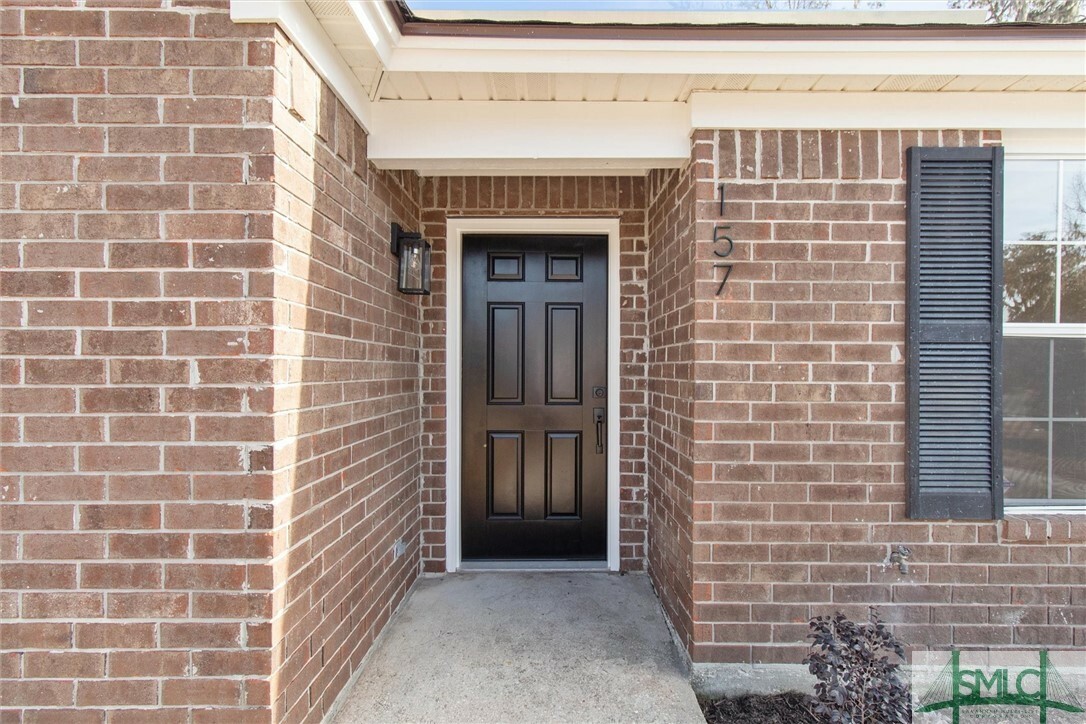Property Photo: 157 Laurelwood Drive GA 31419