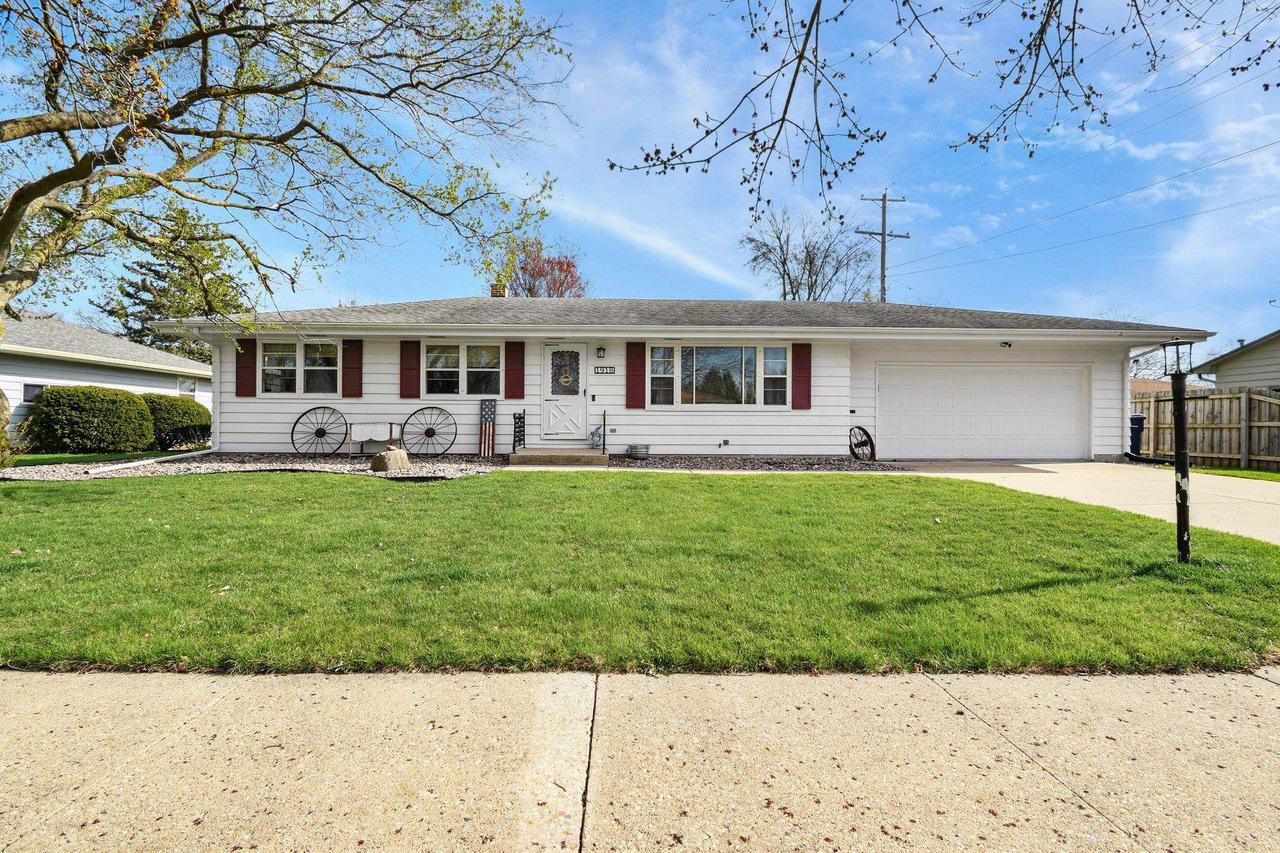 Property Photo: 1918 Randolph Road WI 53545