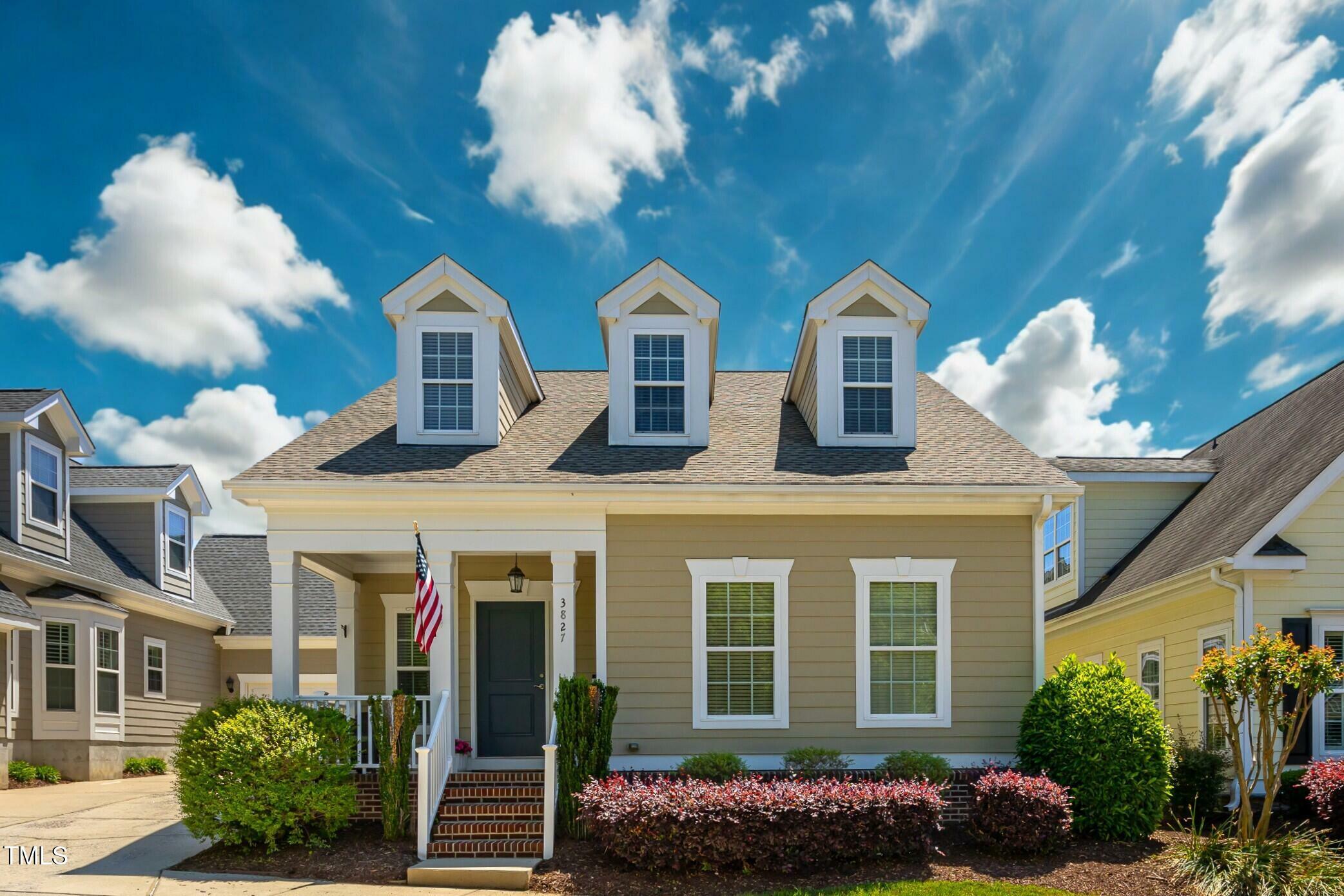 Property Photo: 3827 Heritage Spring Circle Circle NC 27587