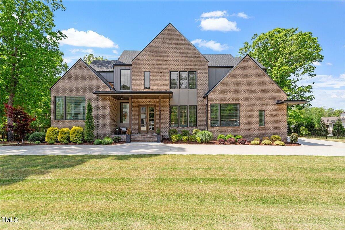 Property Photo: 5803 Vintage Oak Lane NC 27613
