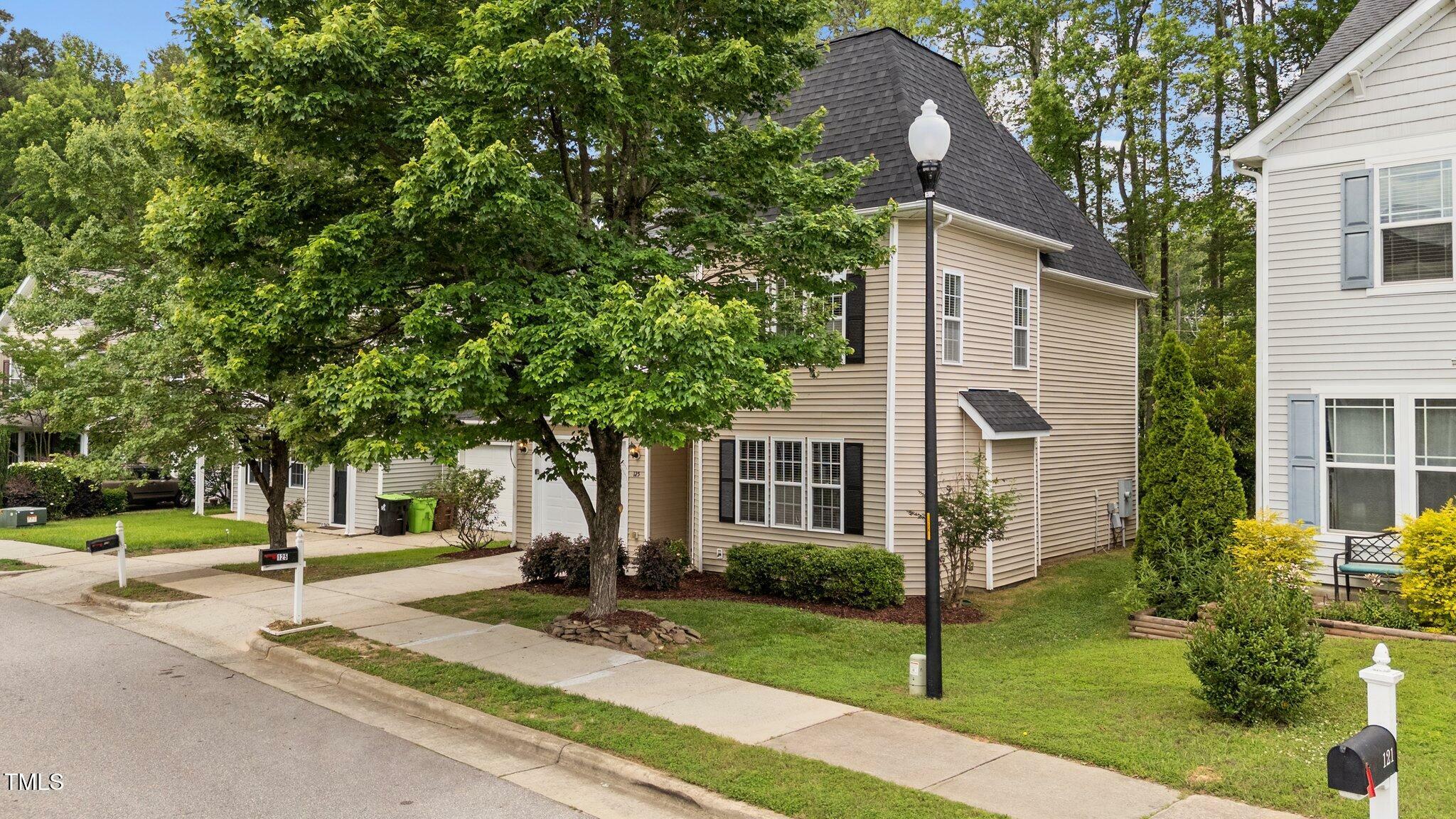 Property Photo:  125 Occidental Drive  NC 27540 