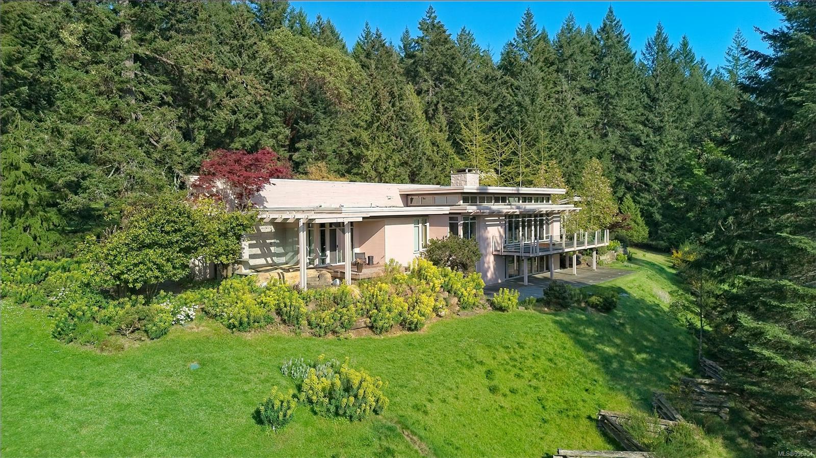 Property Photo: 2875 Southey Point Rd BC V8K 1A2