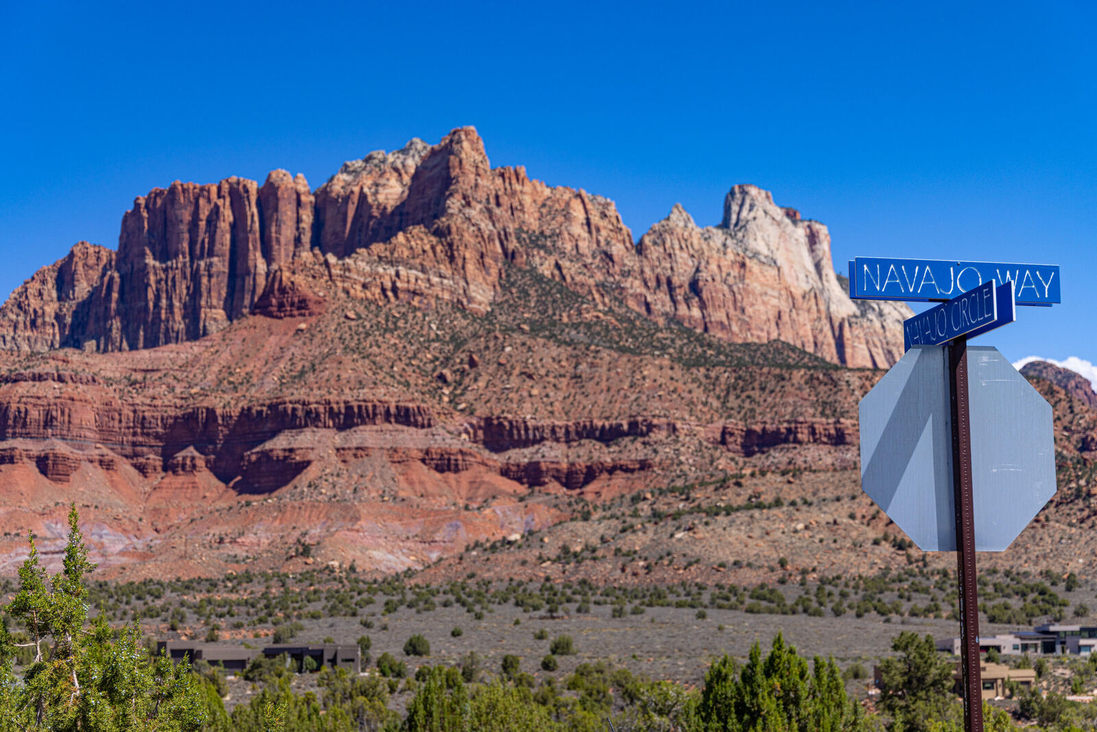 Property Photo: 2495 Navajo Circle UT 84767