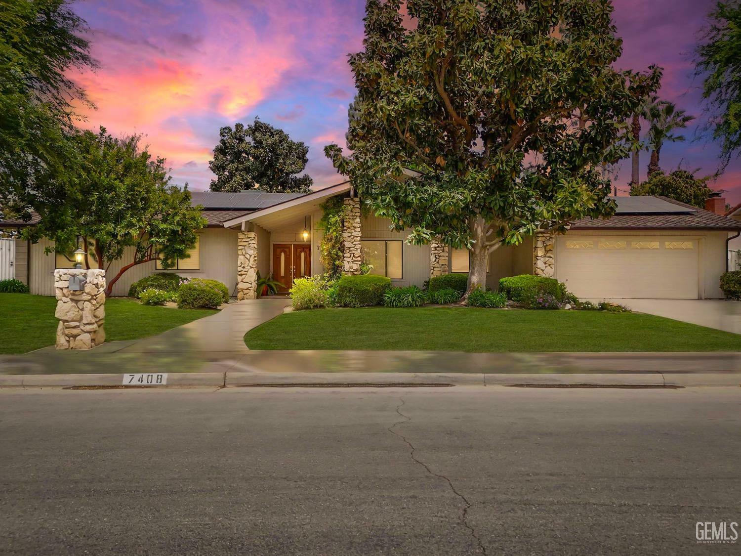 7408 Dos Rios Way  Bakersfield CA 93309 photo