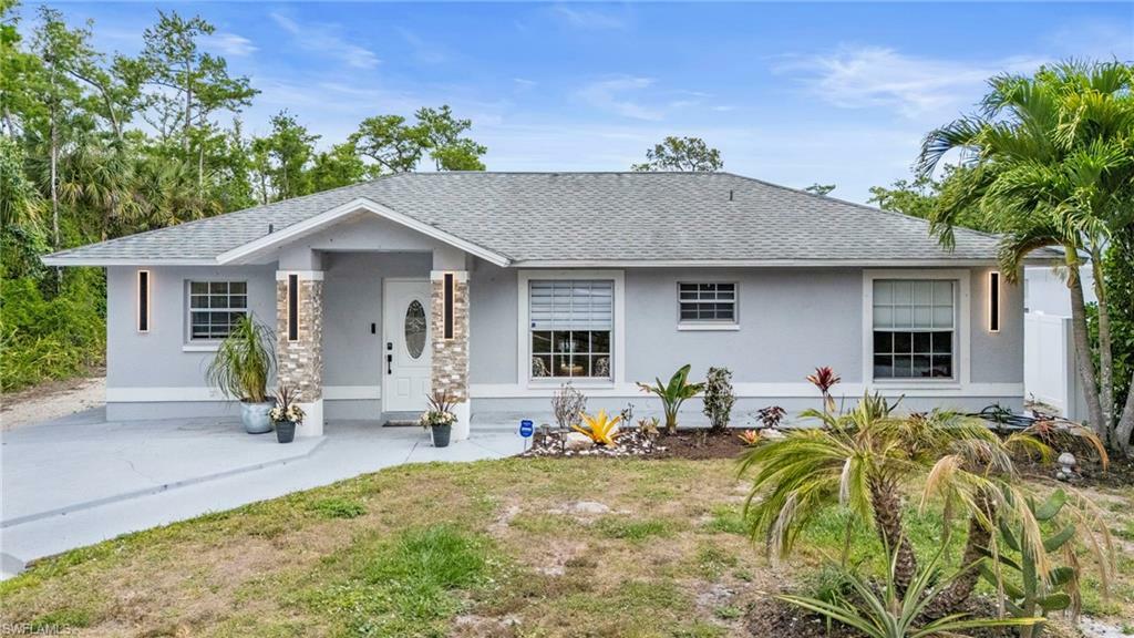 Property Photo: 641 22nd Ave NW FL 34120