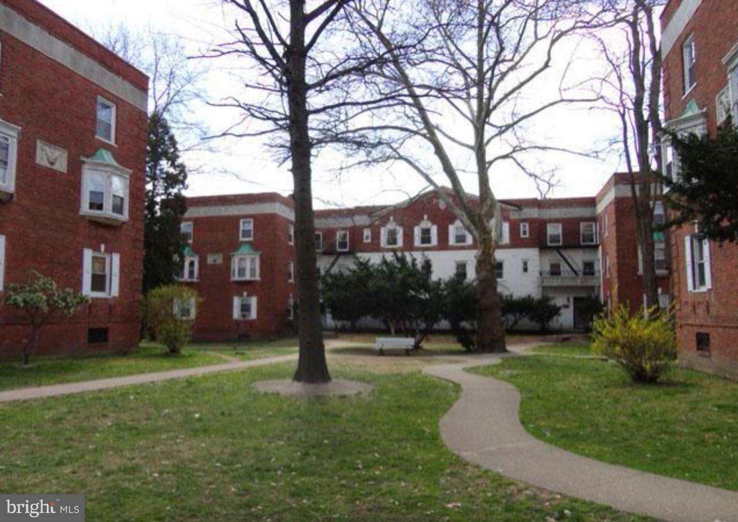 Property Photo: 455 W State Street L1e NJ 08618