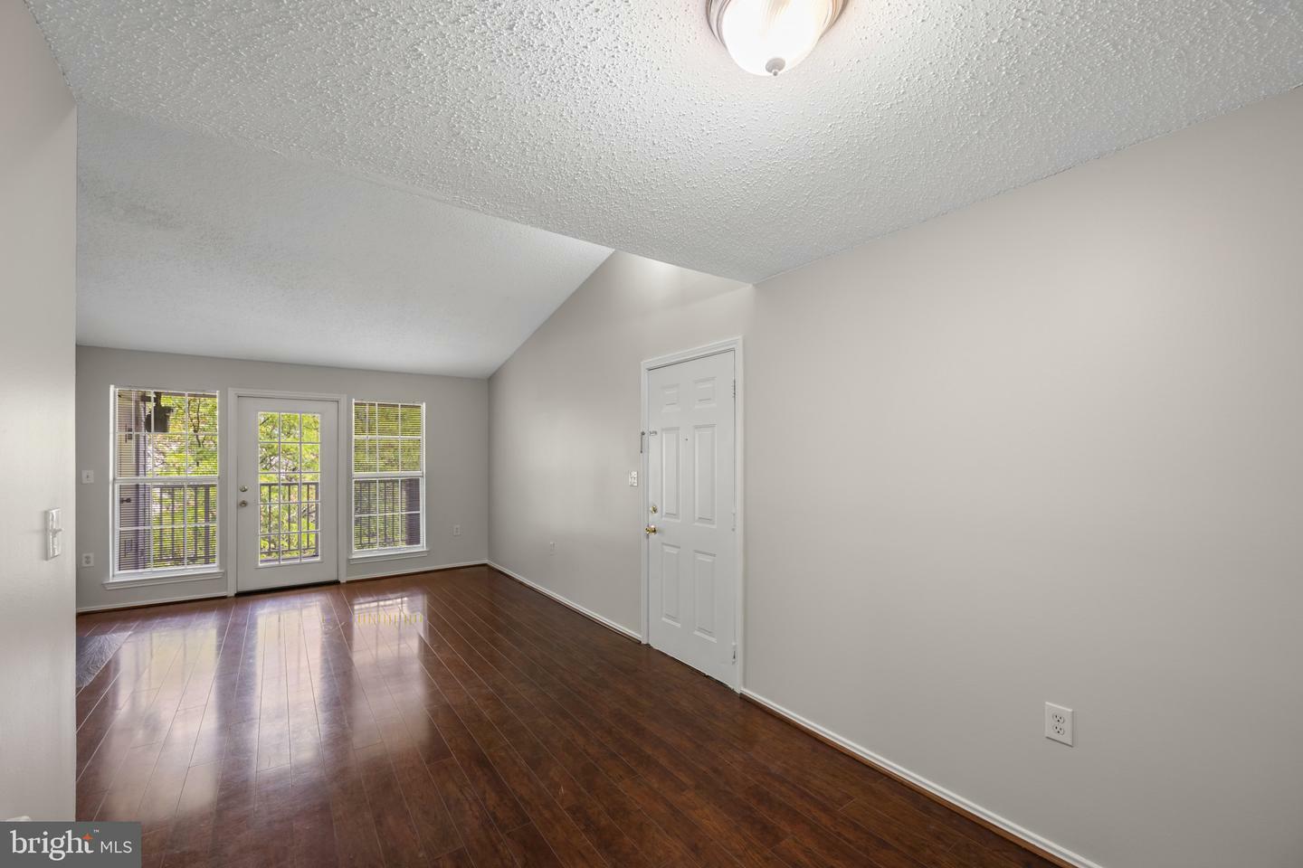 Property Photo: 20985 Timber Ridge Terrace 303 VA 20147