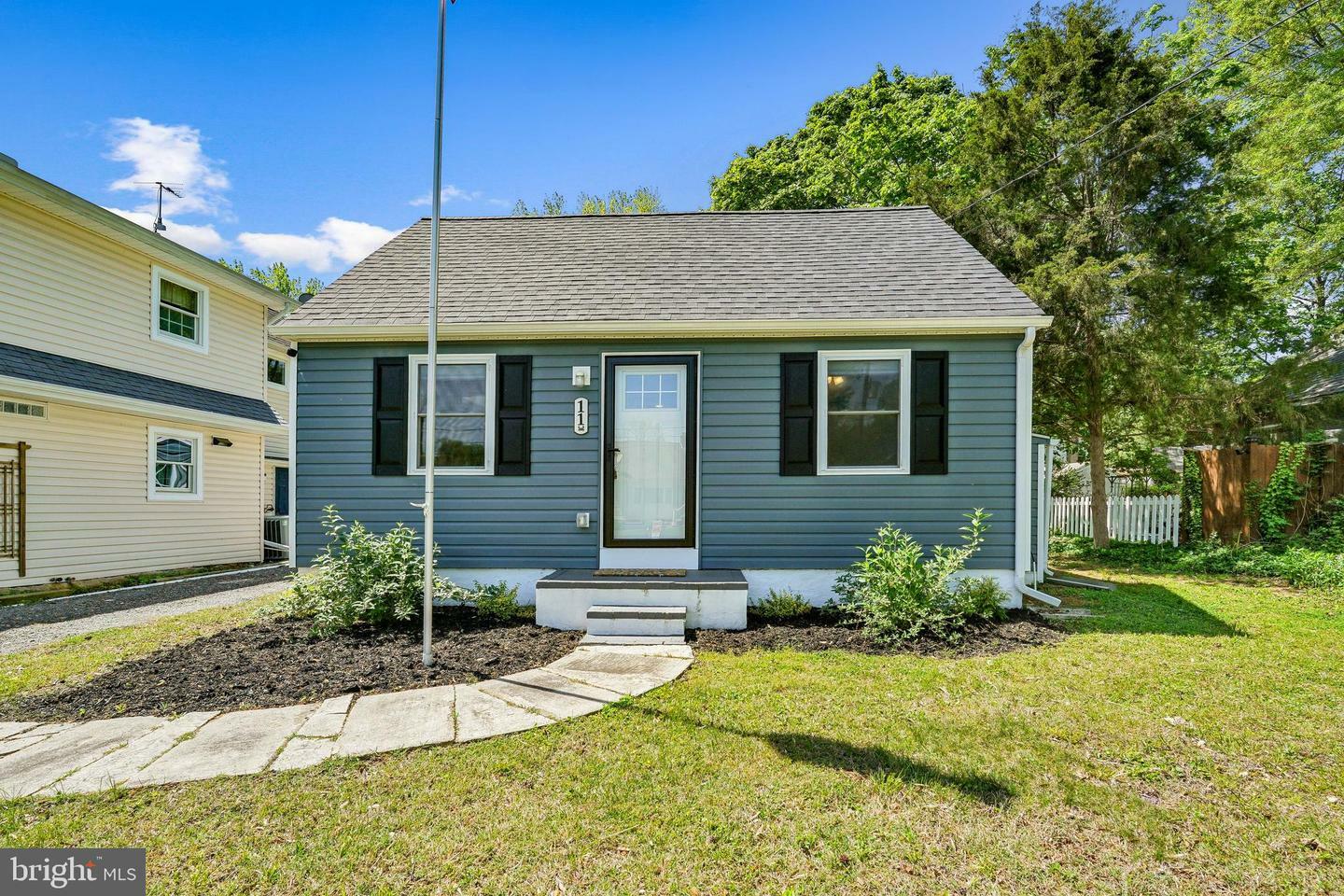 Property Photo: 11 Riverview Avenue MD 21919