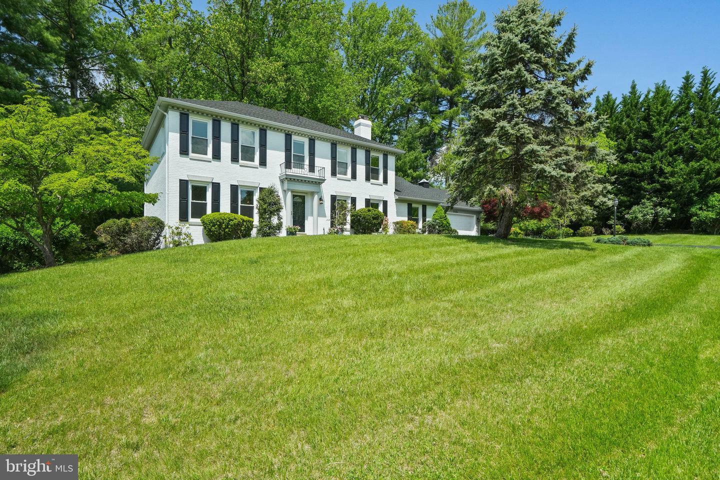 11524 Le Havre Drive  Potomac MD 20854 photo