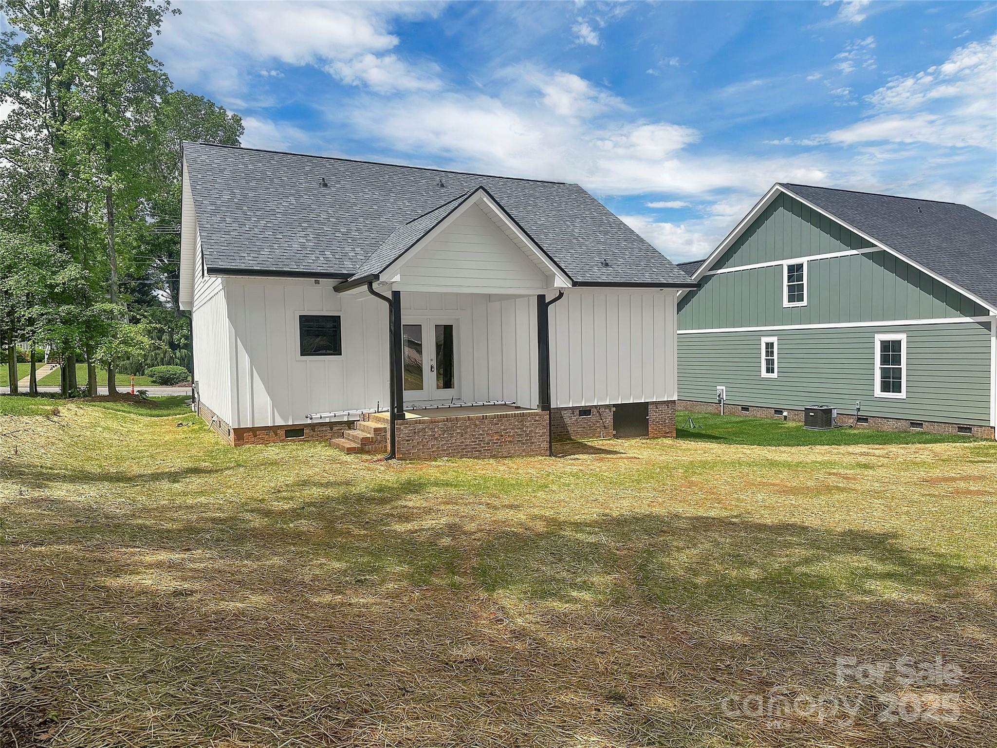 Property Photo: 420 Fulton Drive NC 28086
