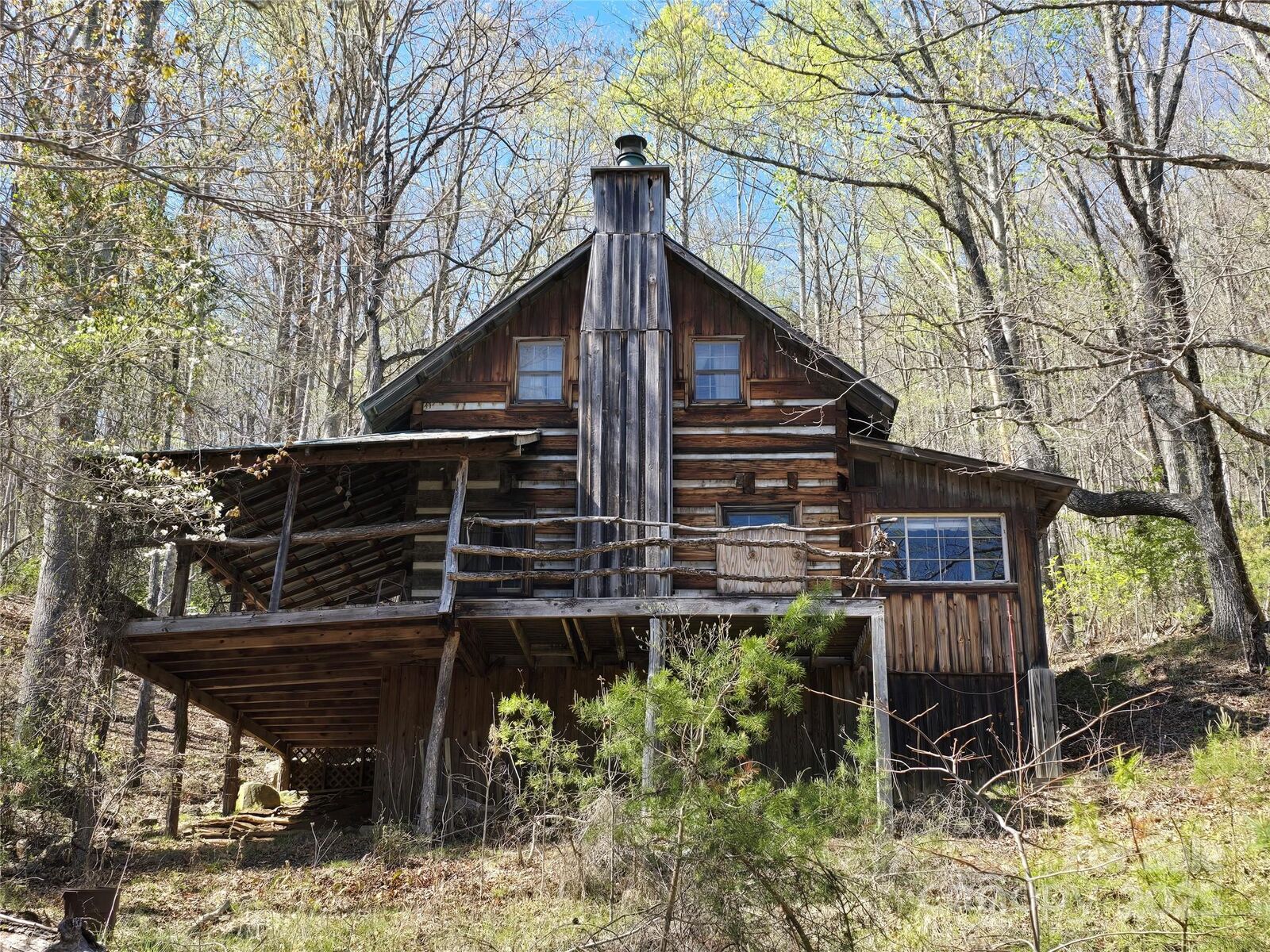 Property Photo:  318 Brown Mountain Drive  NC 28723 