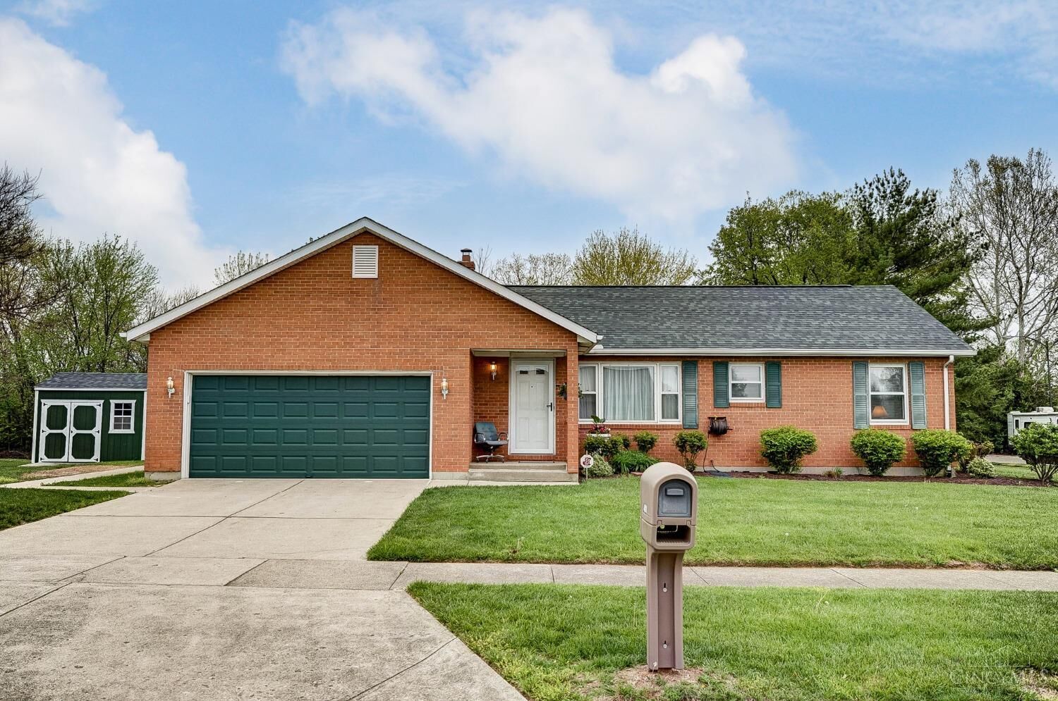 Property Photo: 401 Kenec Drive OH 45042