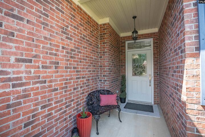Property Photo:  709 Teakwood  SC 29169 