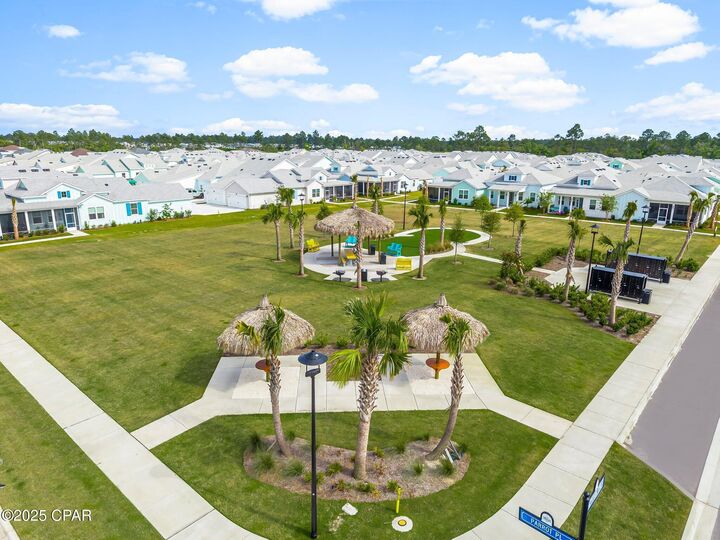 Property Photo:  8707 Sand Dollar Drive  FL 32413 