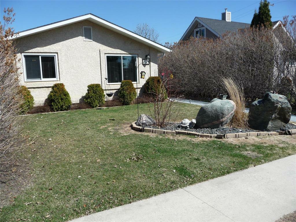 Property Photo: 743 Ashton Avenue MB R0E 0C0