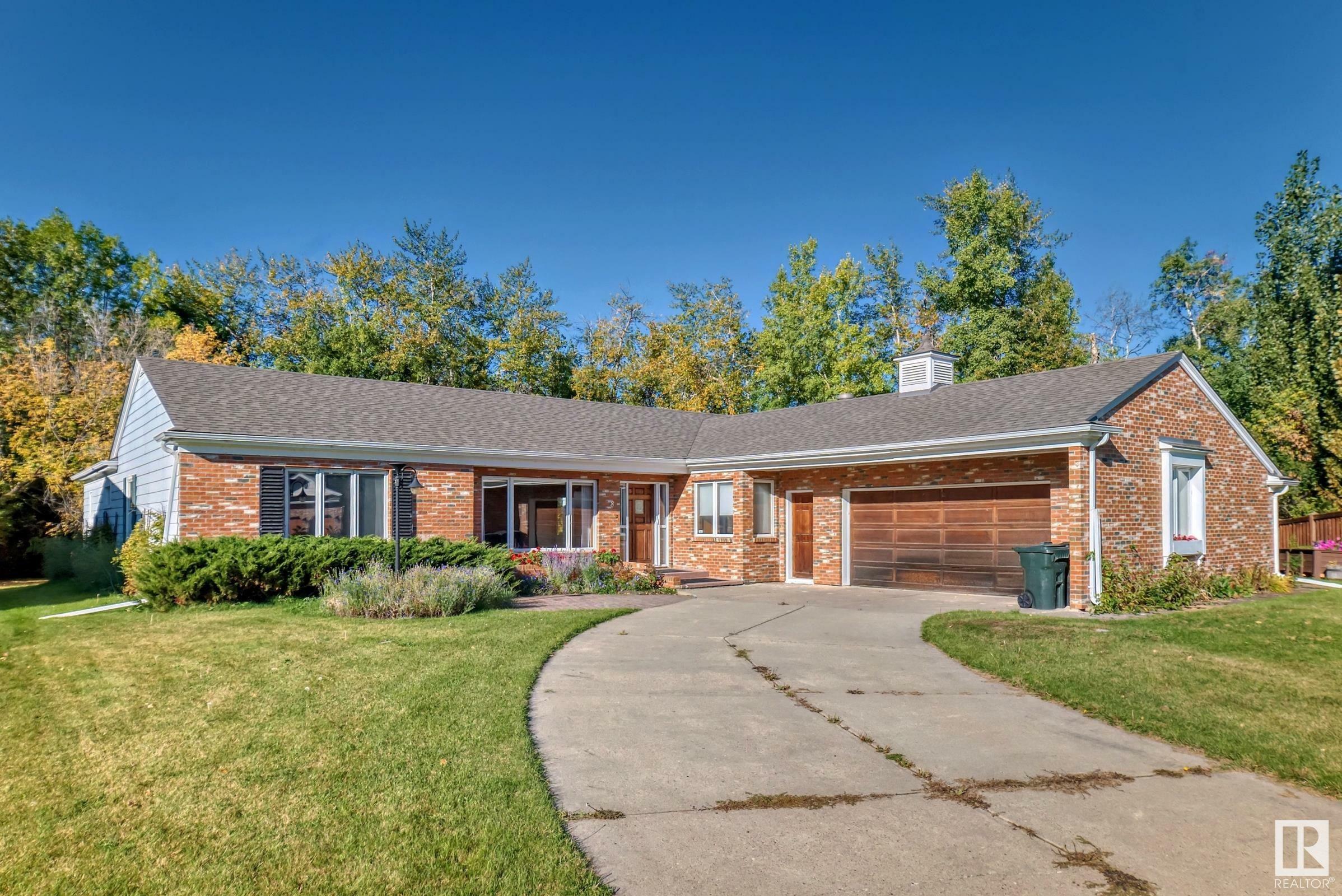 Photo de la propriété: 8 Morel Crescent AB T7X 2P7