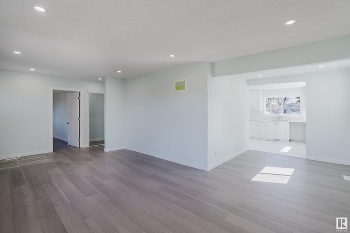Property Photo:  12821 125 Street NW  AB T5L 0V1 