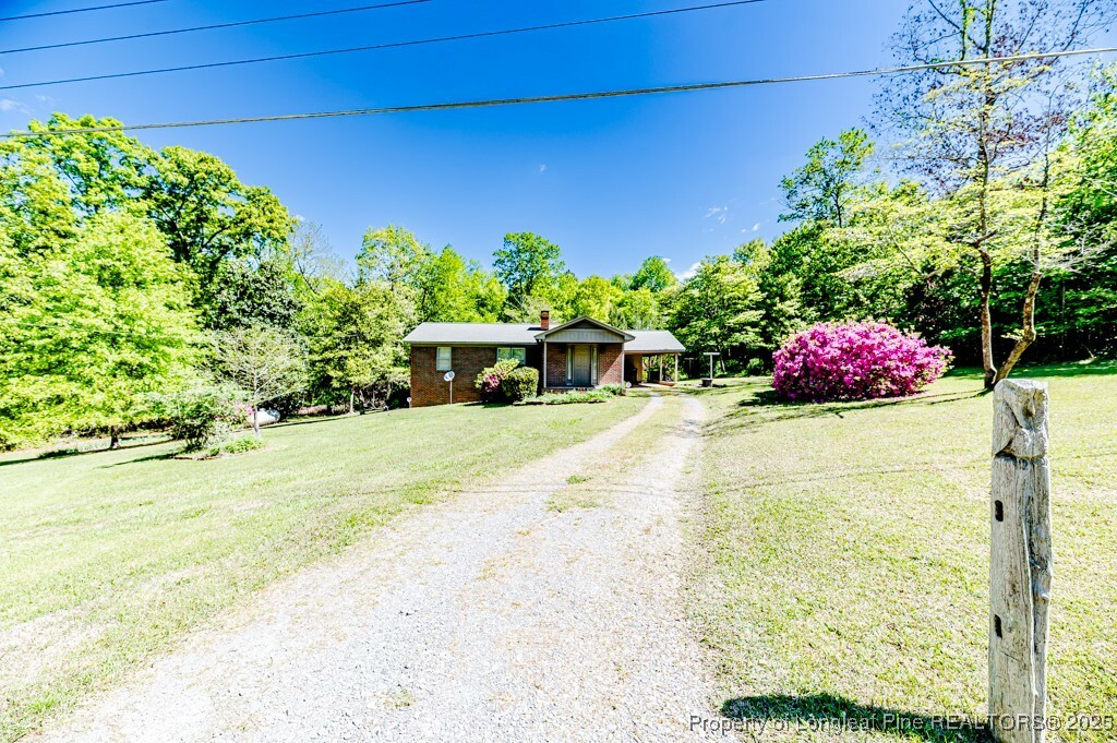 Property Photo: 1409 Dogwood Acres Drive NC 27330