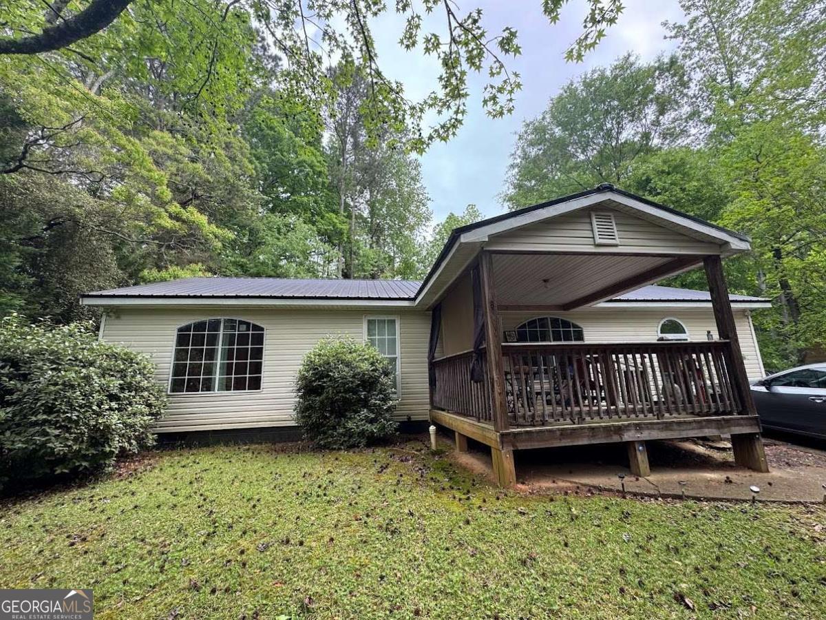 Property Photo: 115 Sarsen Circle GA 30622