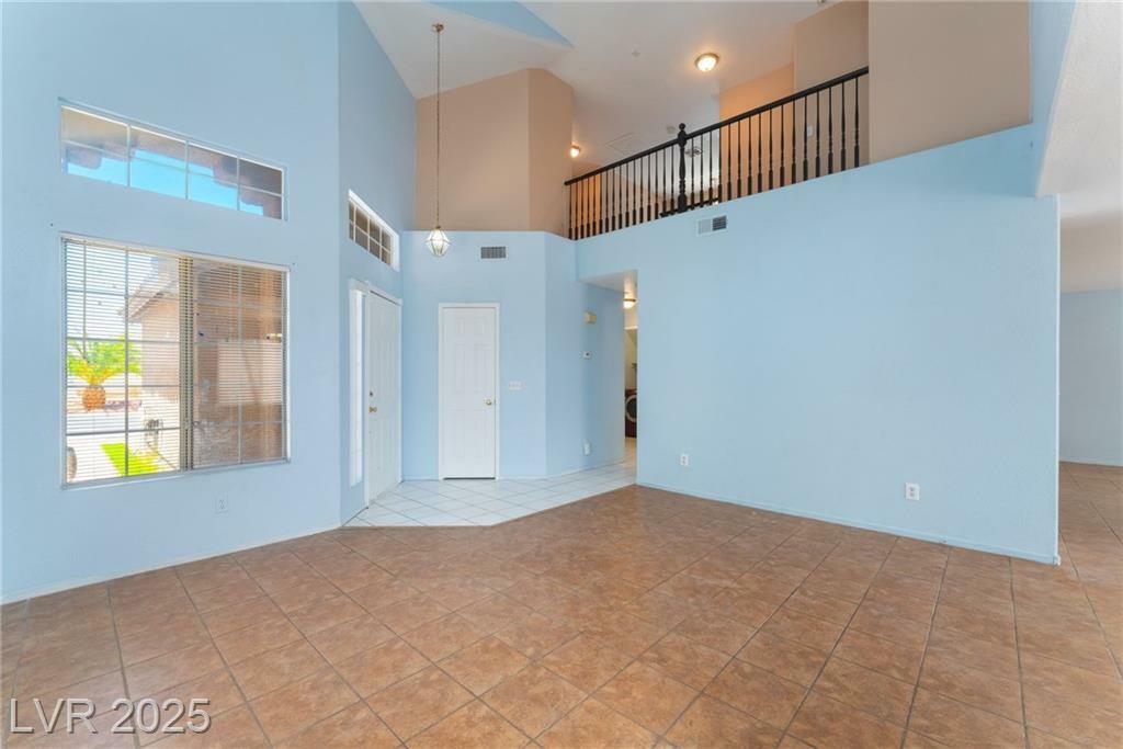 Property Photo: 907 Royalmile Way NV 89032