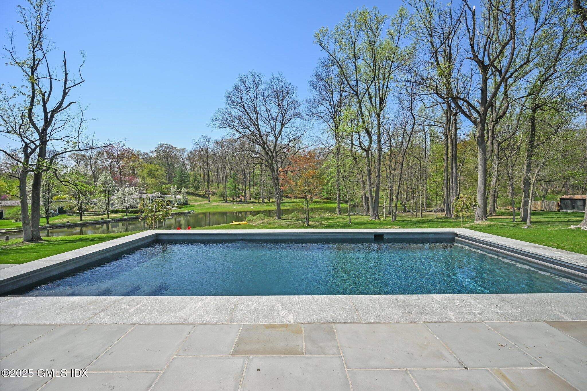 Property Photo: 33 Cliffdale Road CT 06831