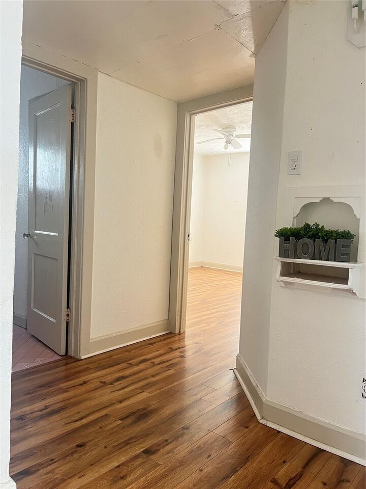 Property Photo:  7109 Myrtle Street  TX 77087 