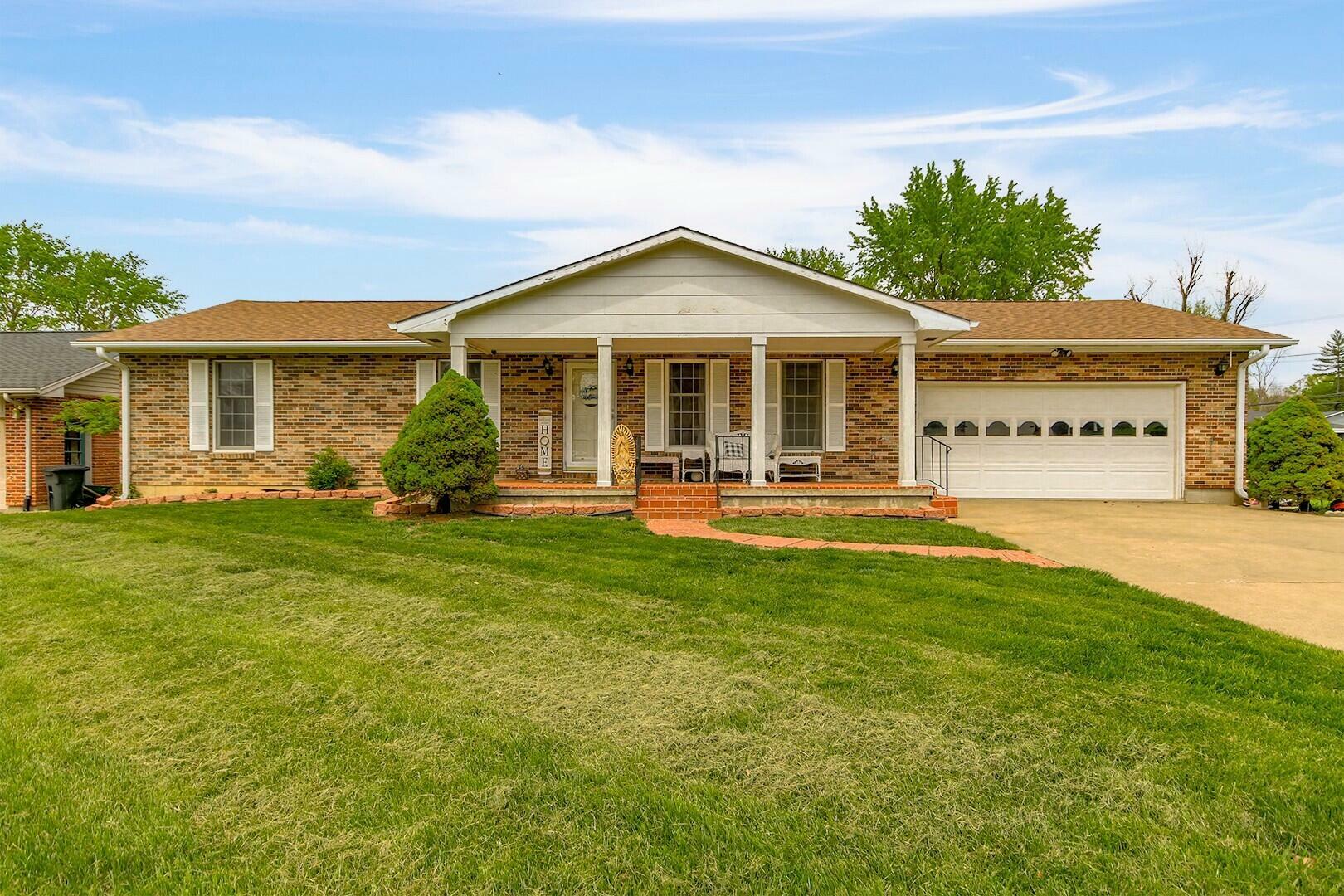 Property Photo: 1733 Beacon Street MO 65265