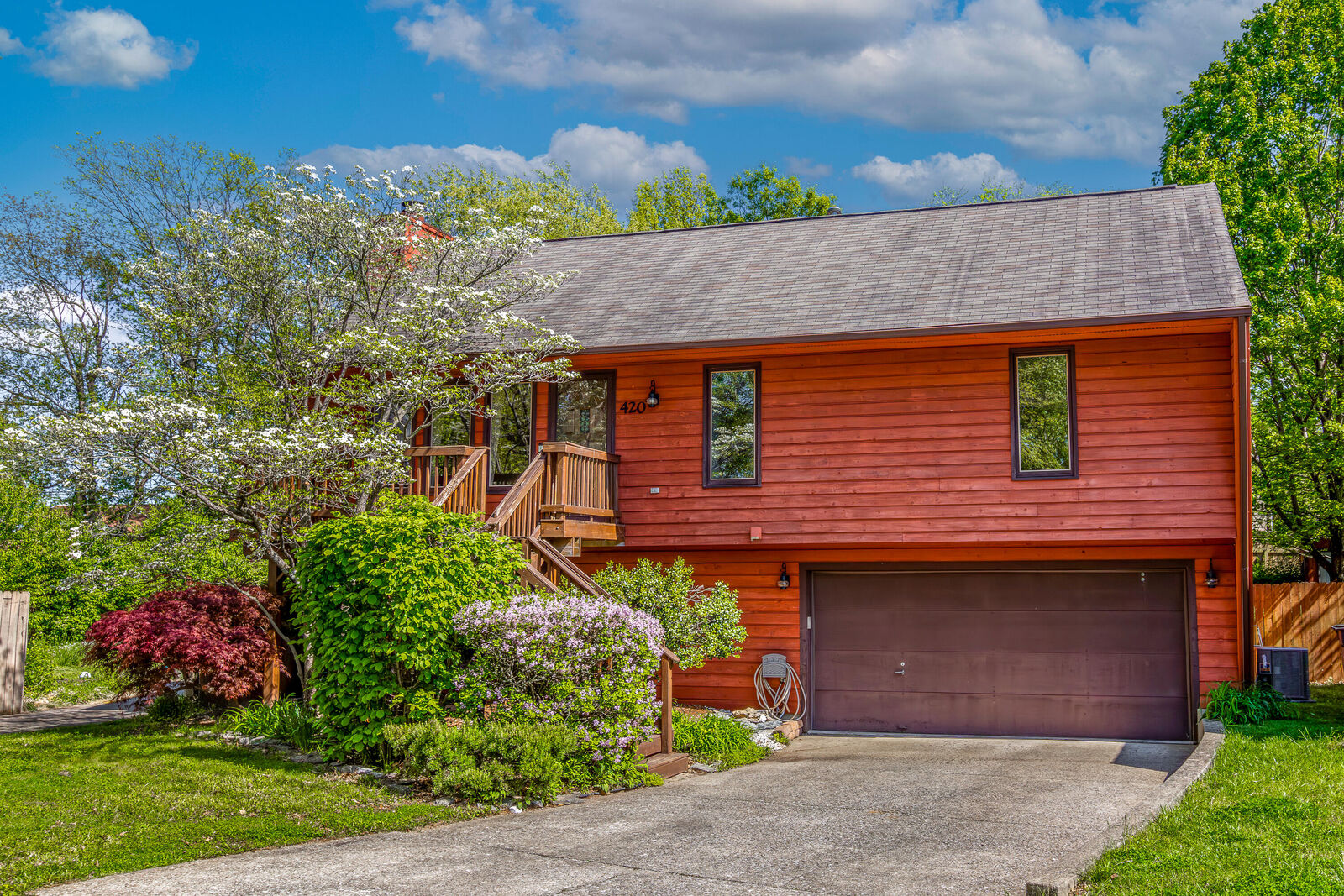 Property Photo:  420 Stonehedge Place  KY 40517 