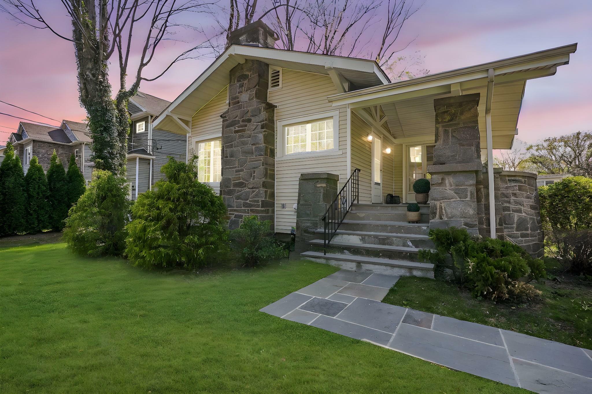 Property Photo: 758 Mamaroneck Avenue NY 10605