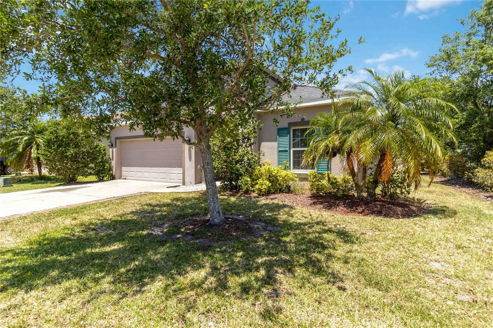 Property Photo: 10860 79th Street E FL 34219