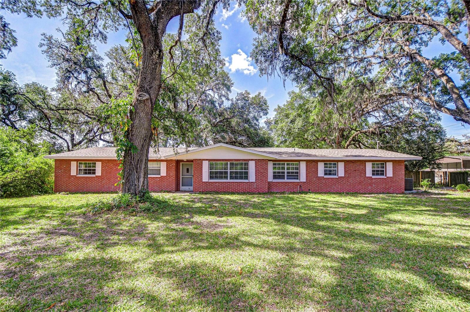 Property Photo: 37348 Tucker Road FL 33541