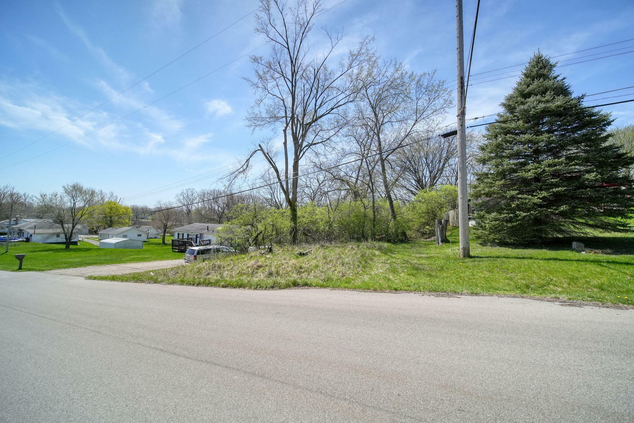 Property Photo: 324 Amos Street MI 49203