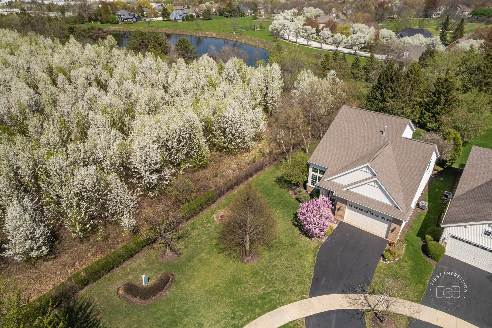 Property Photo: 1544 Mansfield Drive IL 60502