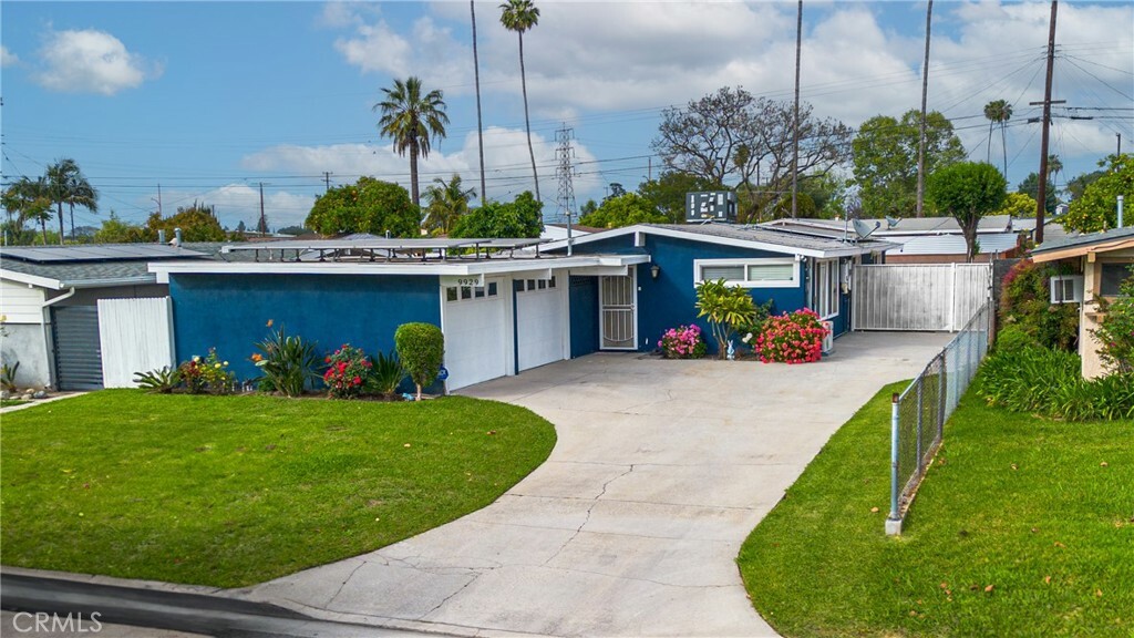 9929 Balmoral St  Whittier CA 90601 photo
