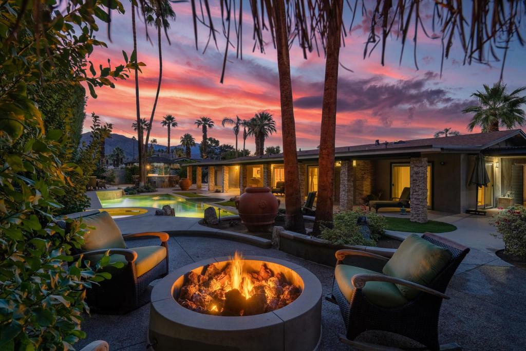 Property Photo: 74085 Old Prospector Trail CA 92260