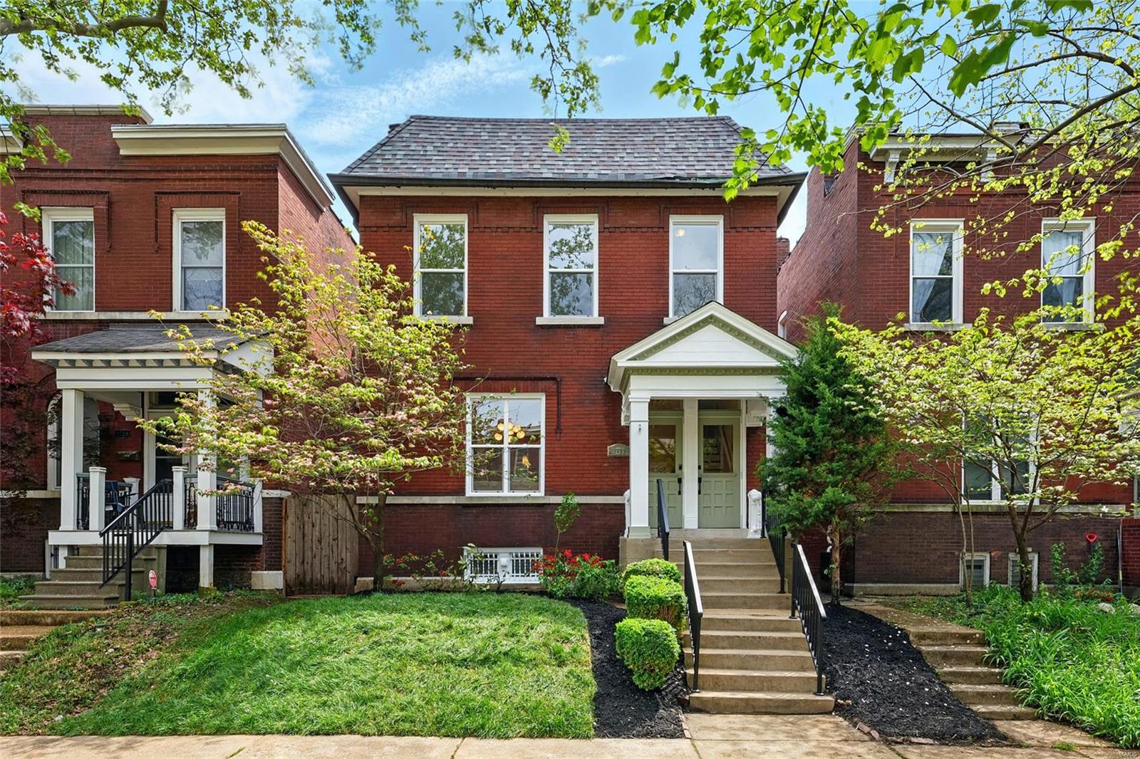 3722 Connecticut Street  St Louis MO 63116 photo
