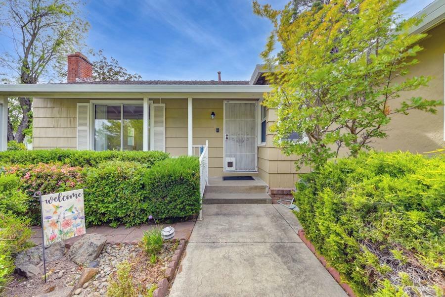 Property Photo: 5424 Virginia Way CA 95822